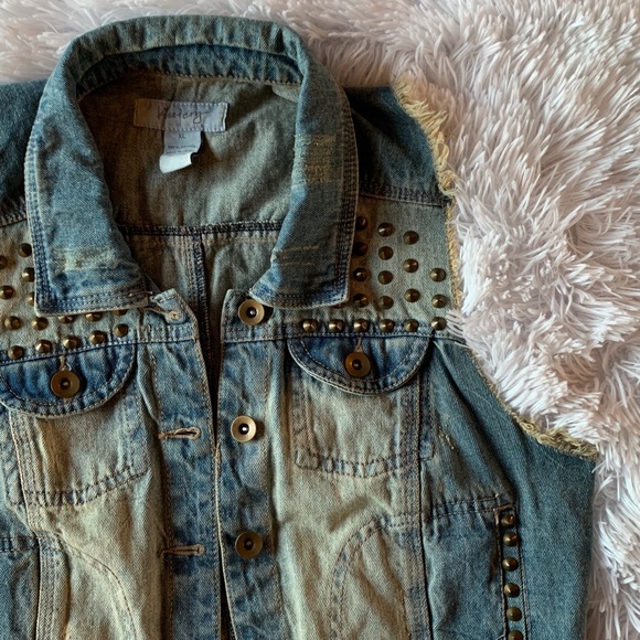 Kiss & Cry Studded Goth Denim Vest - Picture 4 of 16